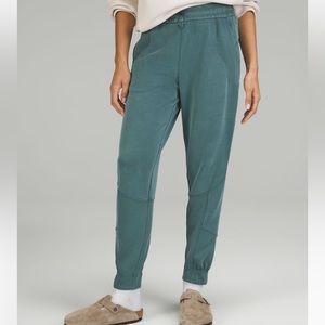 Lululemon Brushed Softstreme Ribbed High Rise Jogger in Green Jasper